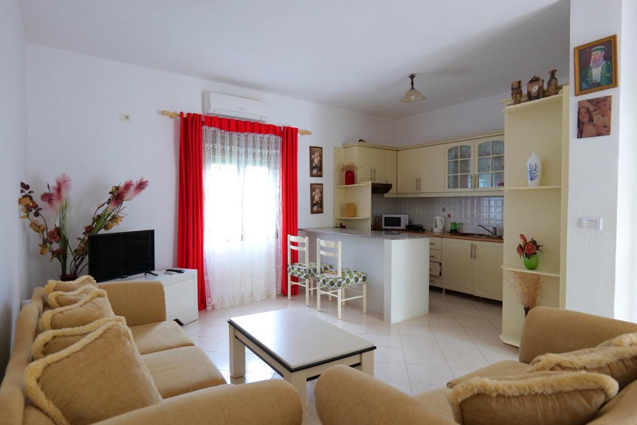 Vila Fredi Ksamil Exterior foto