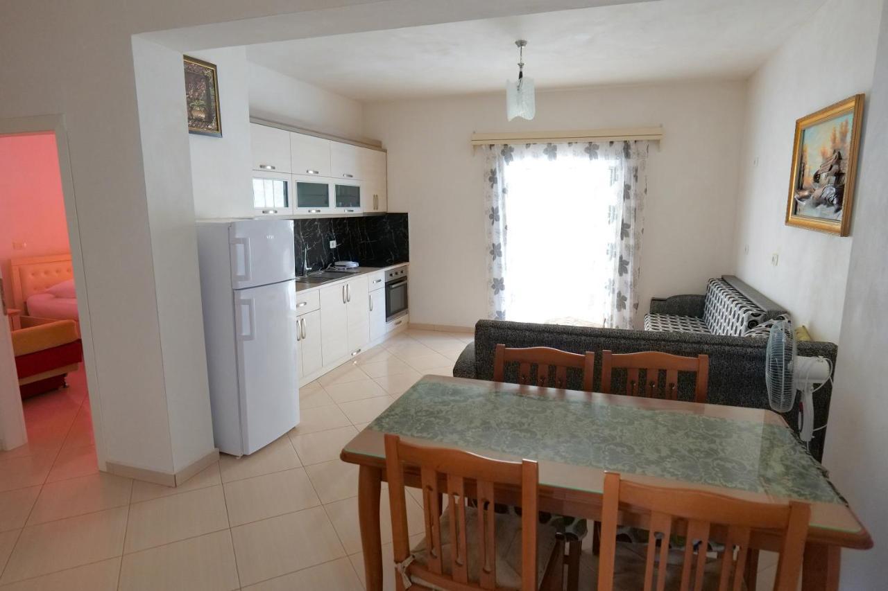 Vila Fredi Ksamil Exterior foto