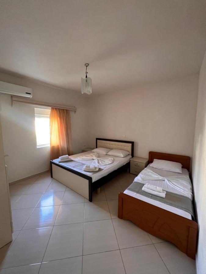 Vila Fredi Ksamil Exterior foto