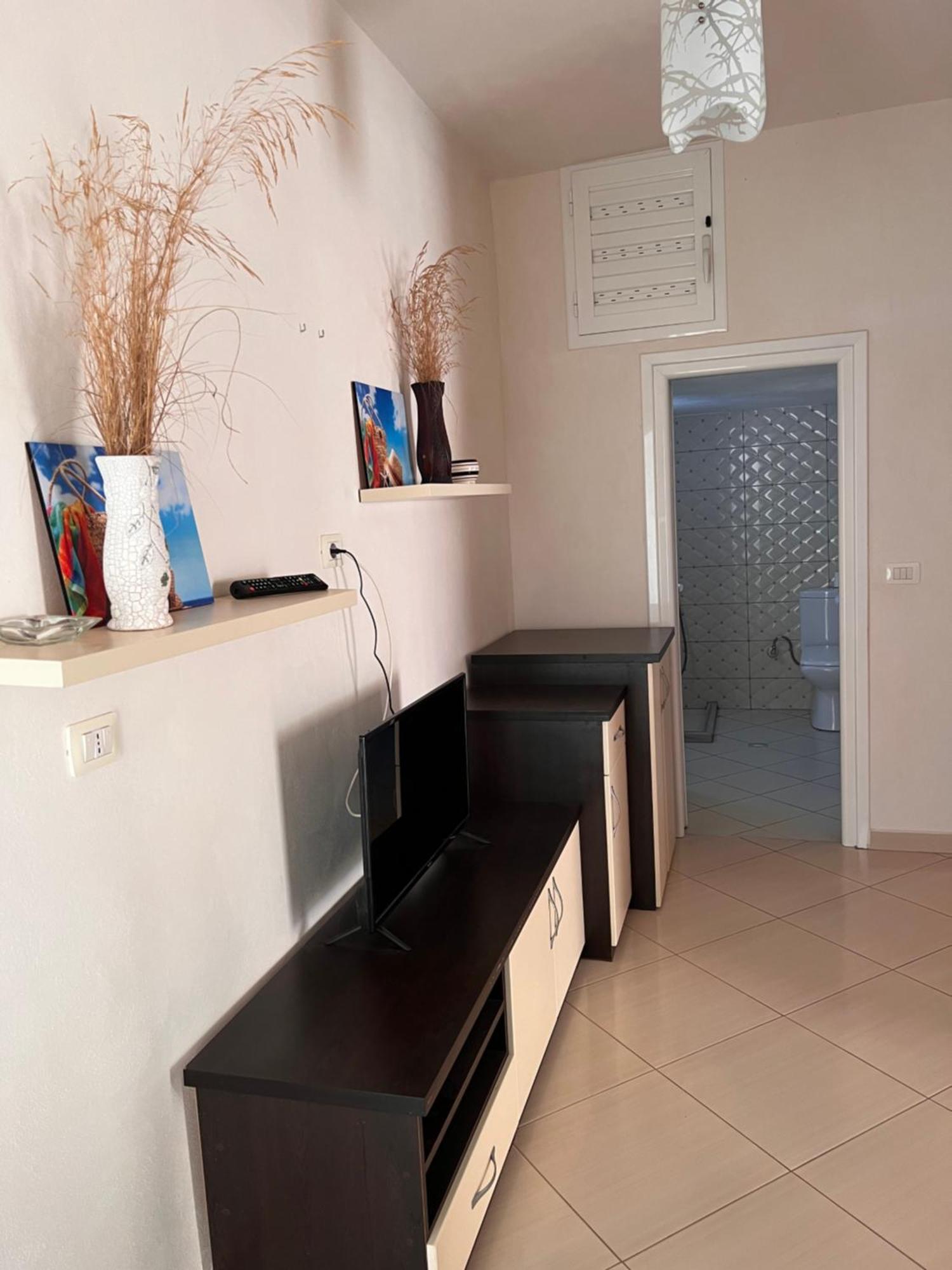 Vila Fredi Ksamil Exterior foto